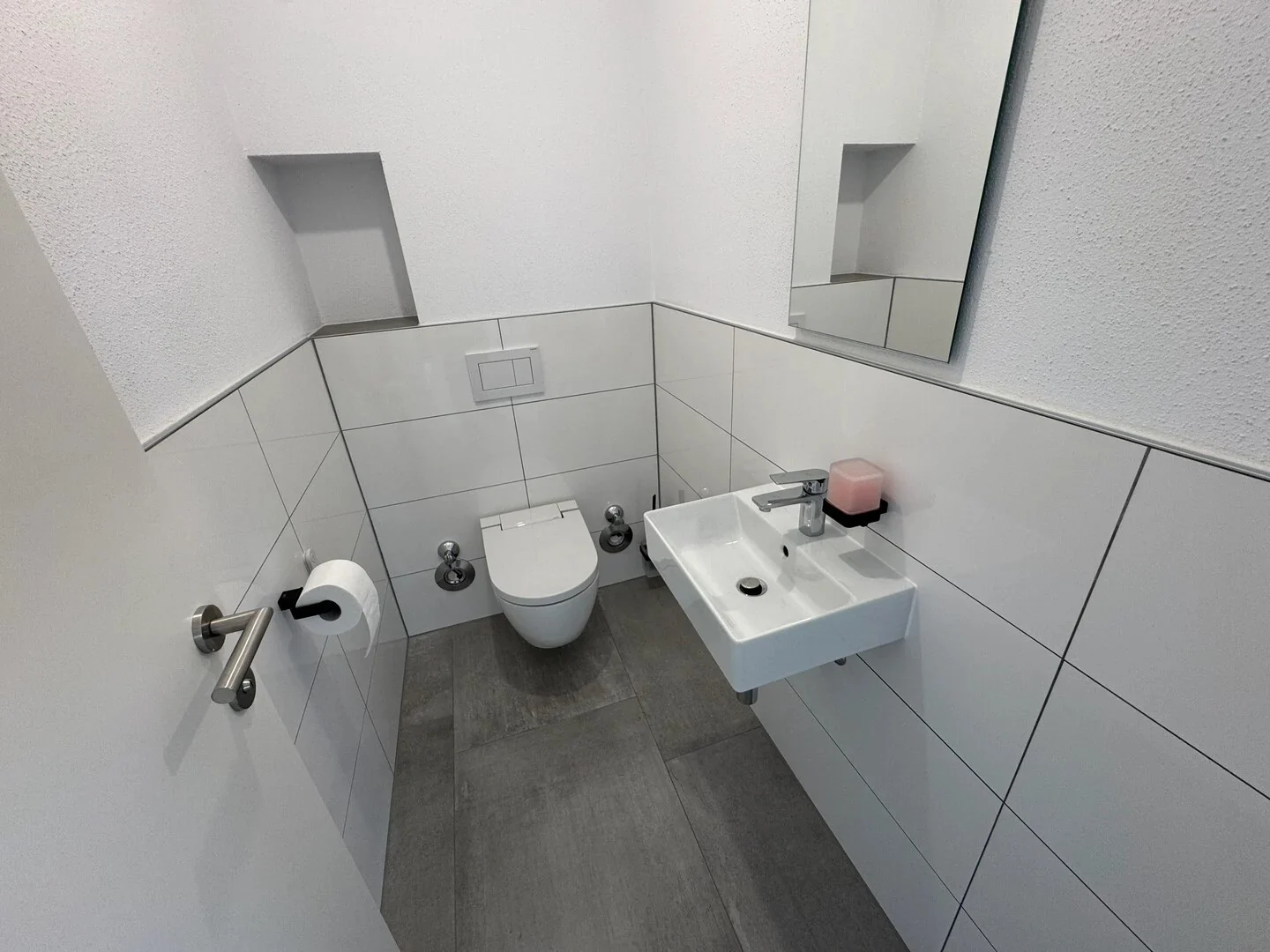 Barrierefreies WC – Gewerbeimmobilie Rum